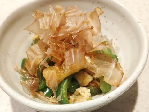 ピーマンとなめこのクタクタ煮